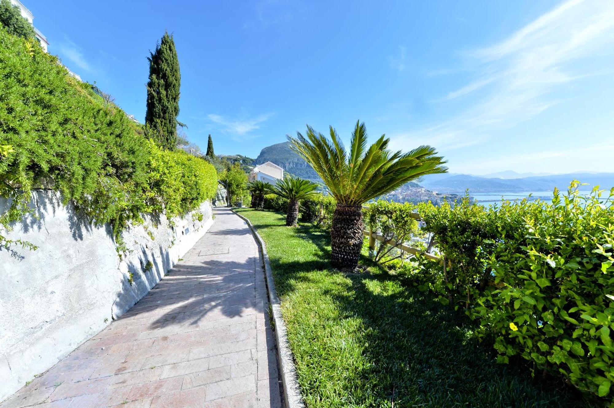 In Costa Relais & Luxury Suites Vietri Exterior foto